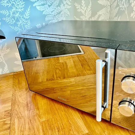 Relaxstay - Balkon - Smart-tv - Wifi